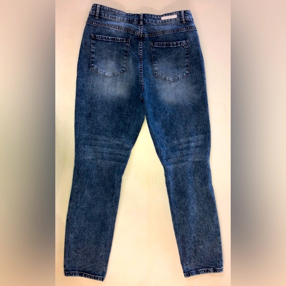Versace 19.69 Abbigliamento Sportivo SRL Distressed High-Rise Jeans (30/10) - Picture 4 of 17